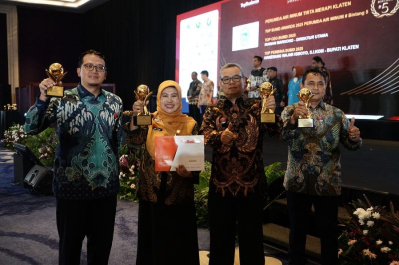 PT Tirta Asasta Depok Raih Penghargaan Bergengsi di Top BUMD Awards 2025